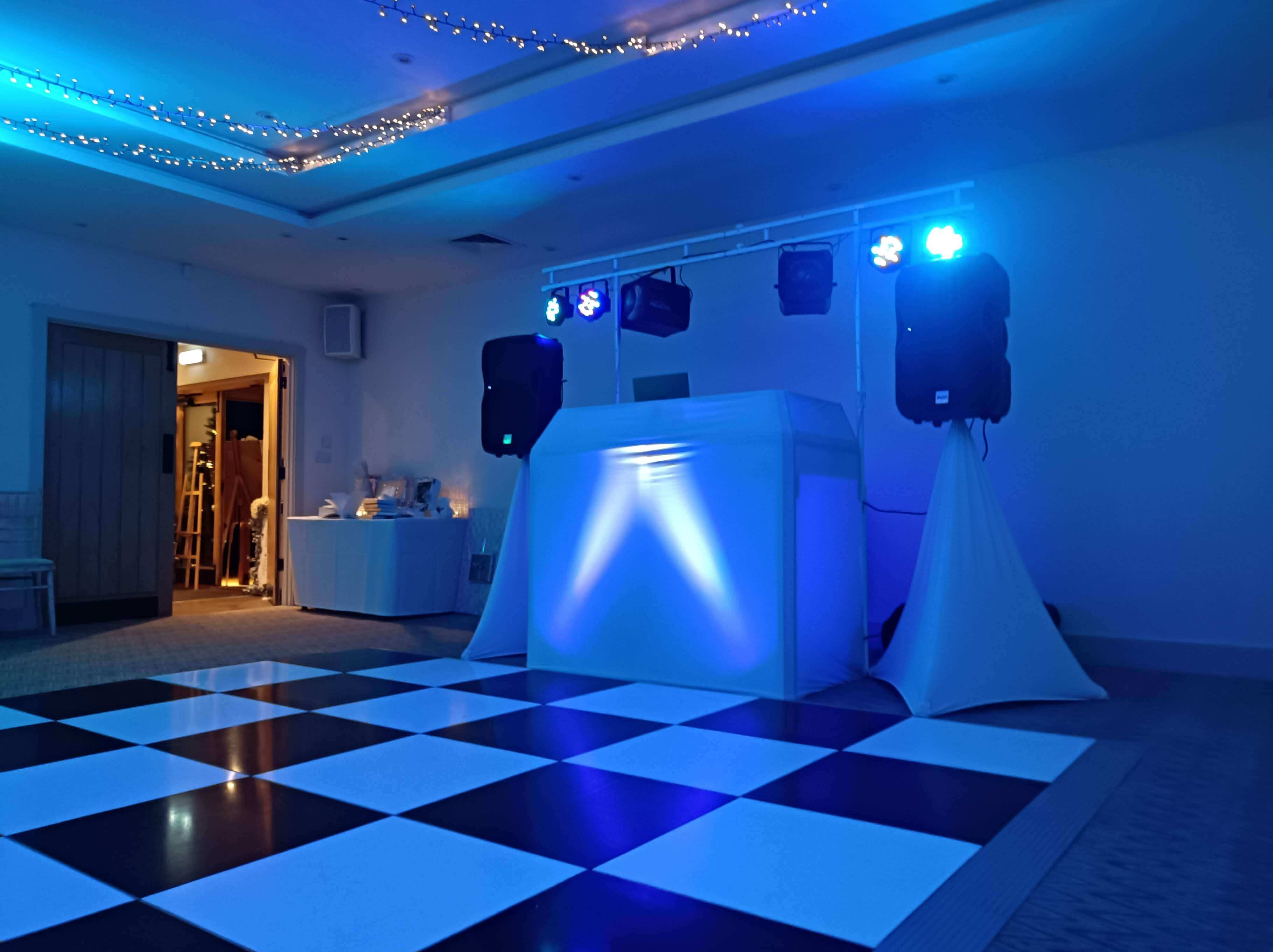 Wedding DJ Gloucestershire